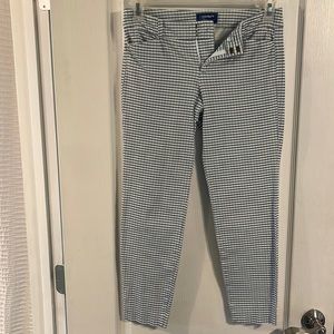 Cutest cropped pants ever!